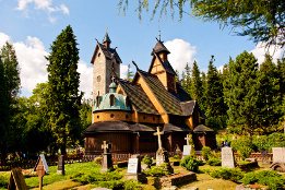Sie sehen die pittoreske Kirche Wang im Riesengebirge in Karpacz
